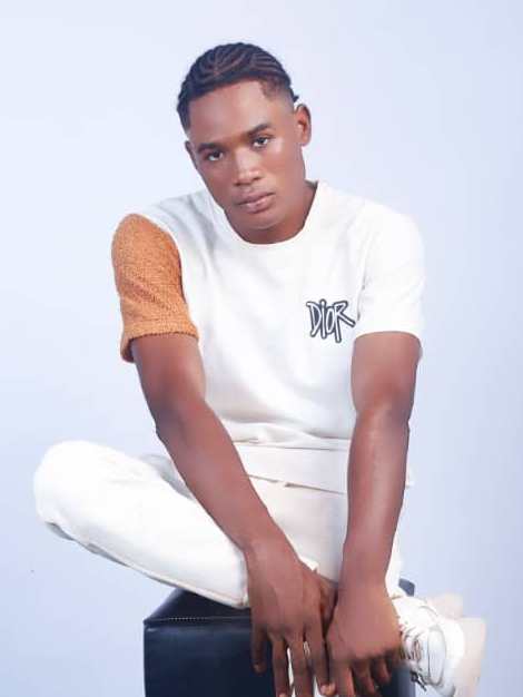 Contestant photo