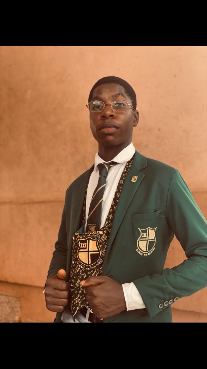 Contestant photo