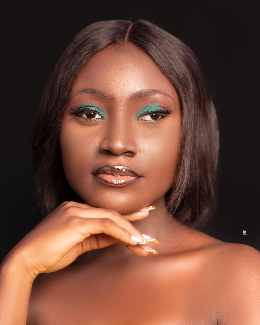 Contestant photo