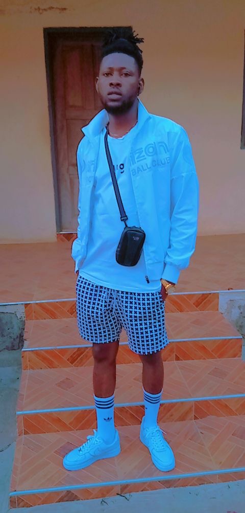 Contestant photo