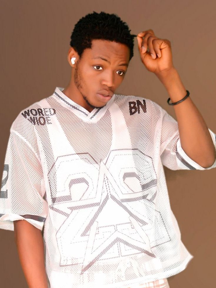 Contestant photo